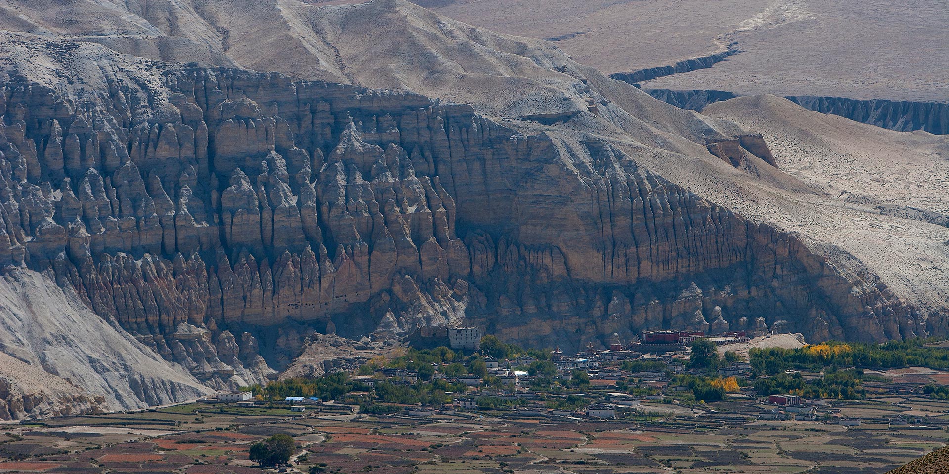 View down to Tsarang from the Lo Gekar trail in the Upper Mustang region of Nepal