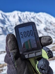 Mountain biker at 5000m near Tilicho lake on the Annapurna circuit